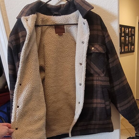 Cotton On brand flannel jacket - Picture 3 of 5